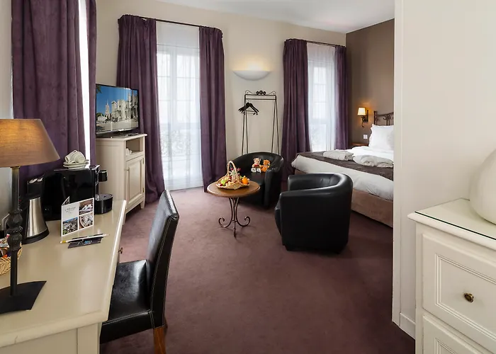 Hotel De L\'Horloge