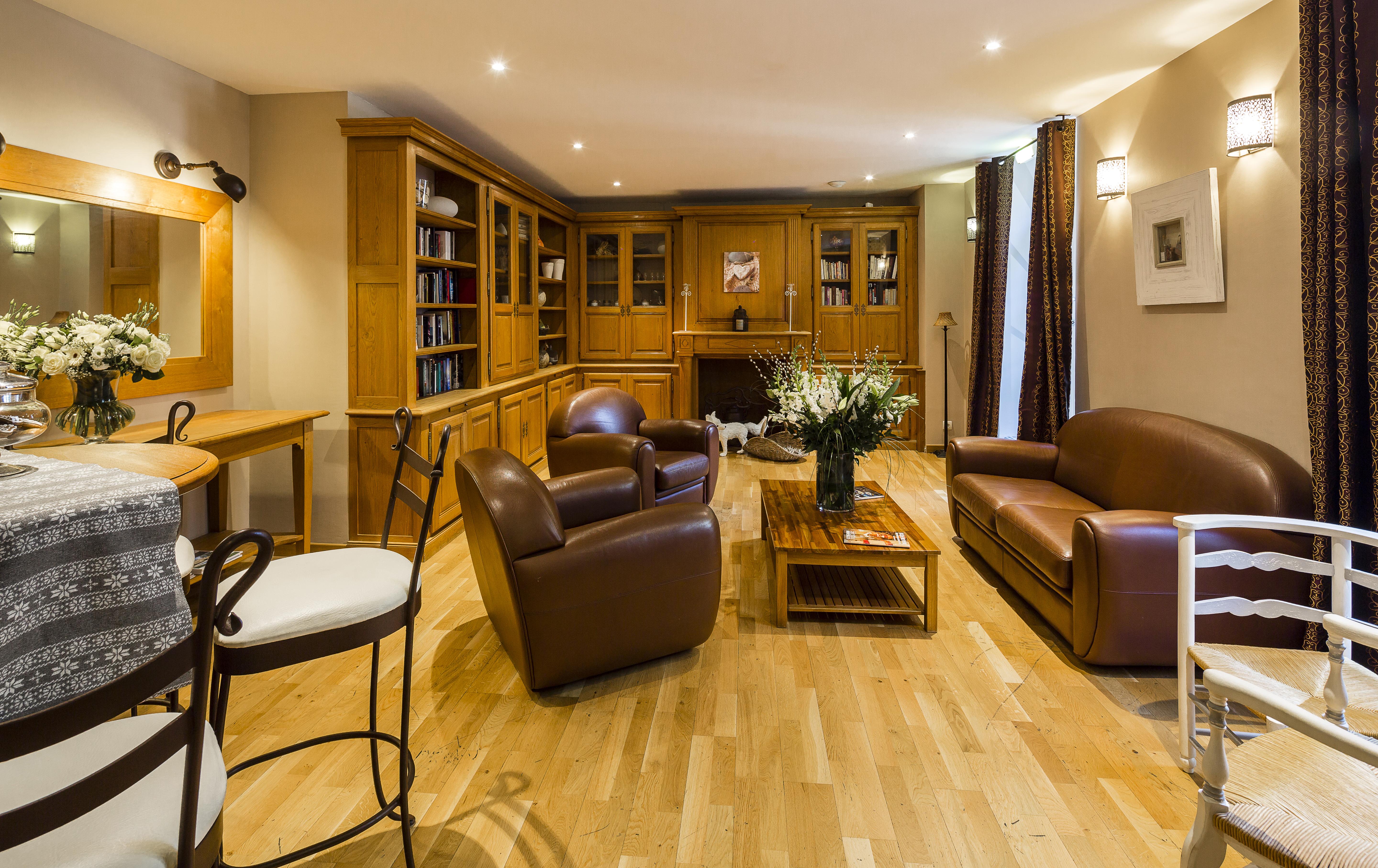 Hotel De L'horloge 4*