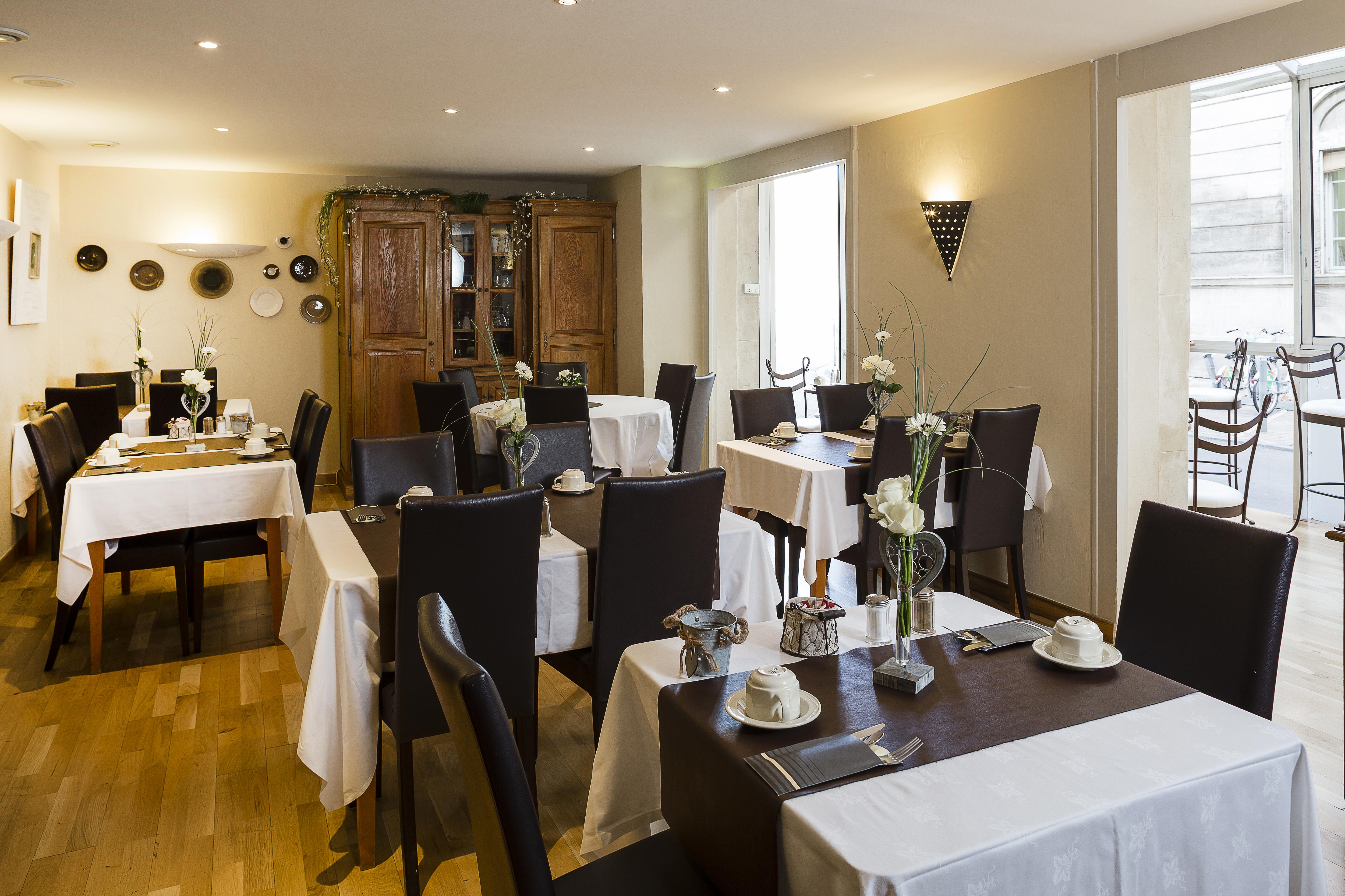 De L'horloge 4* Avinhão