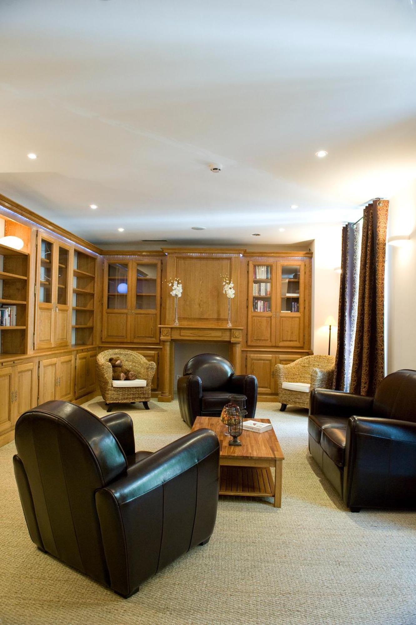 Hotel De L'horloge 4*