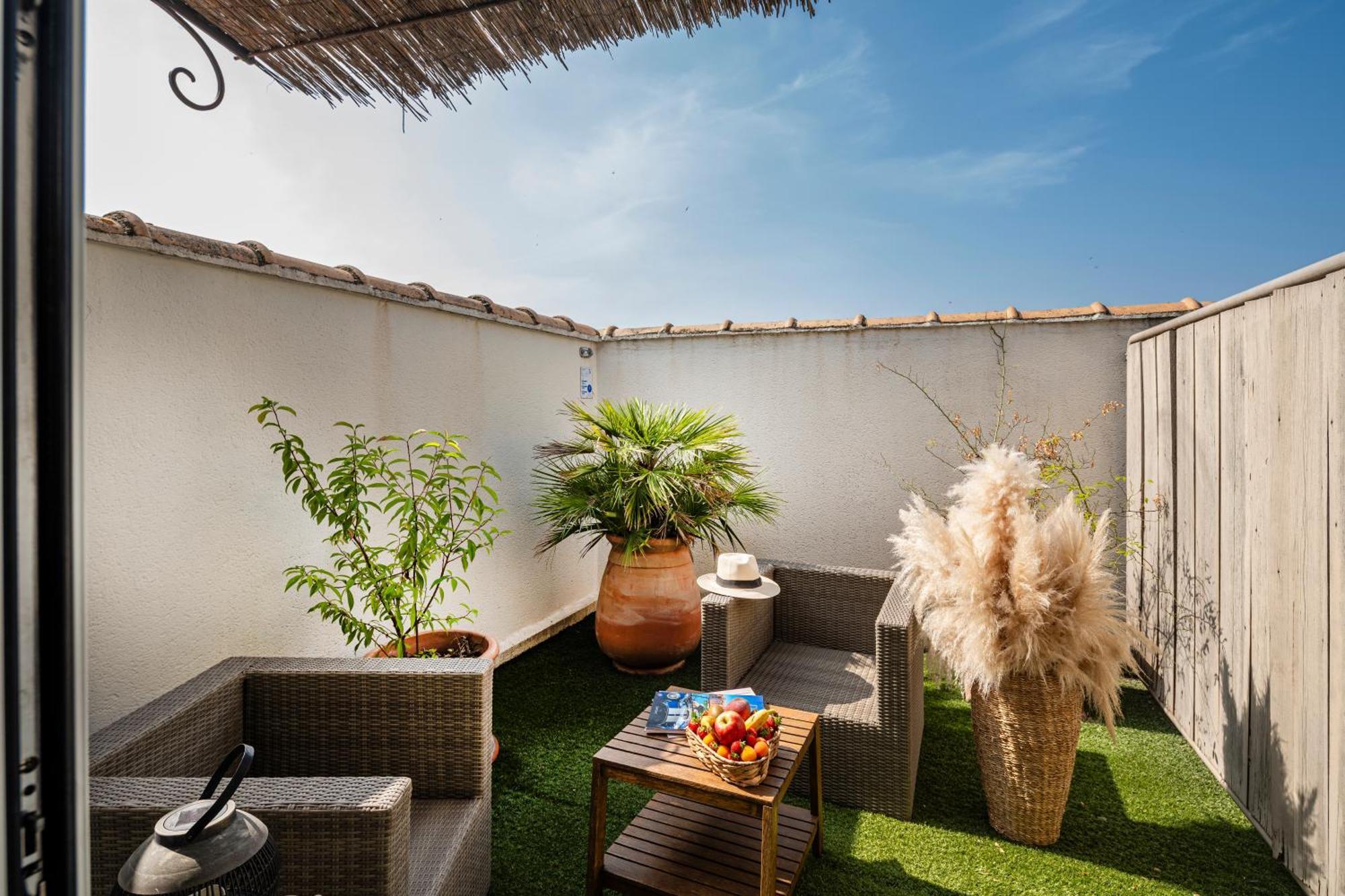 De L'horloge Hotel 4*