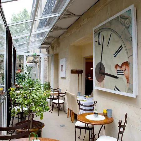 Hotel De L\'Horloge 